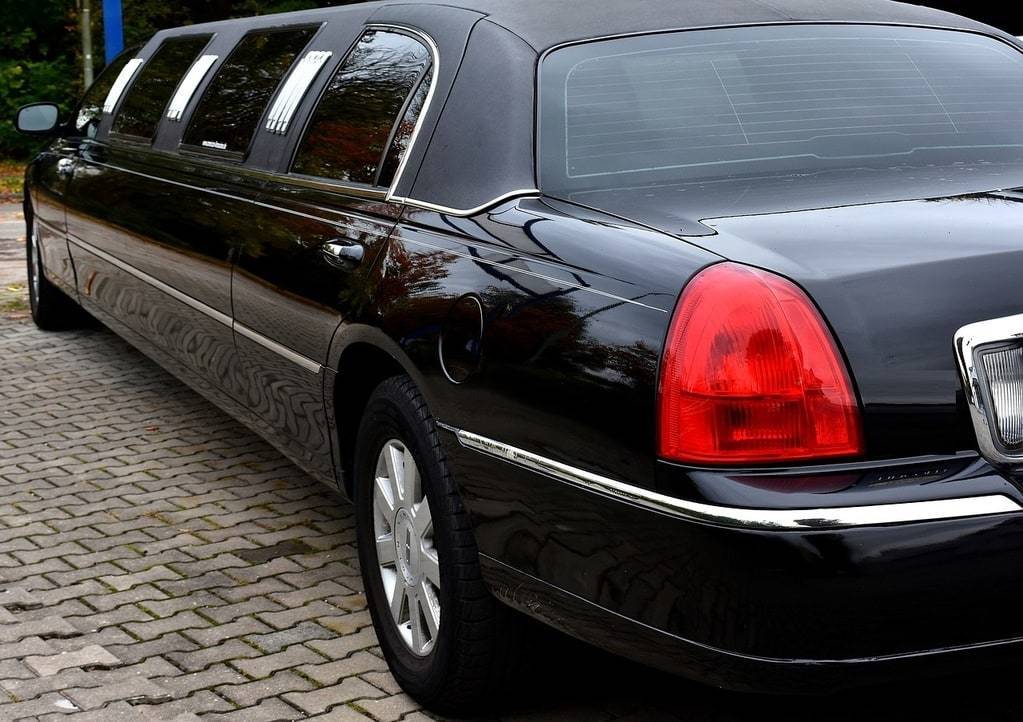 Pourquoi louer une limousine à Bordeaux ?